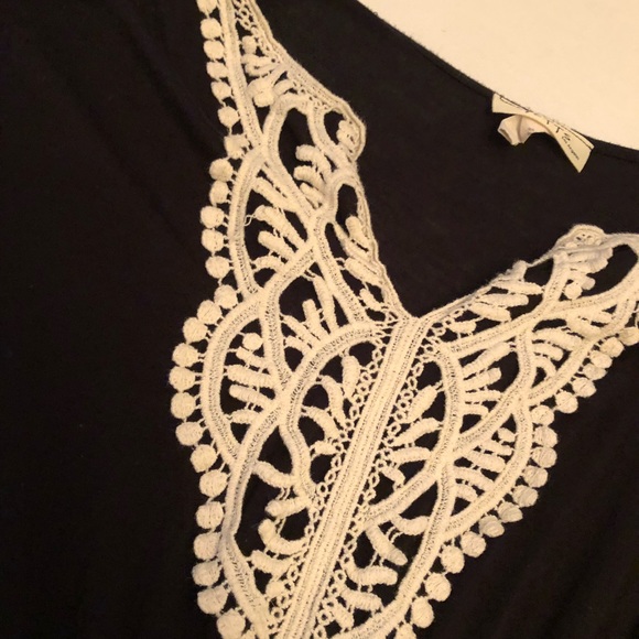 Cute black dress - Picture 2 of 5